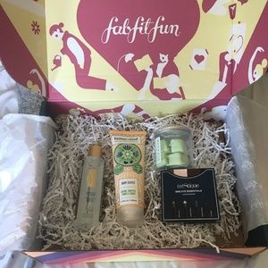 FabFitFun Box Beauty Bundle
